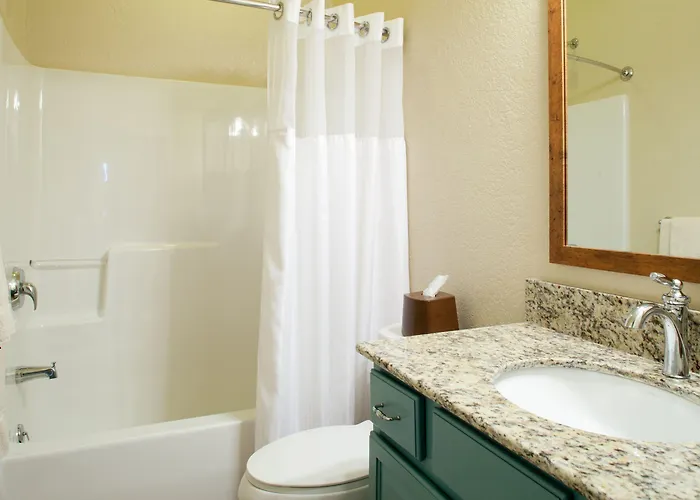 Boyne Falls Hotels