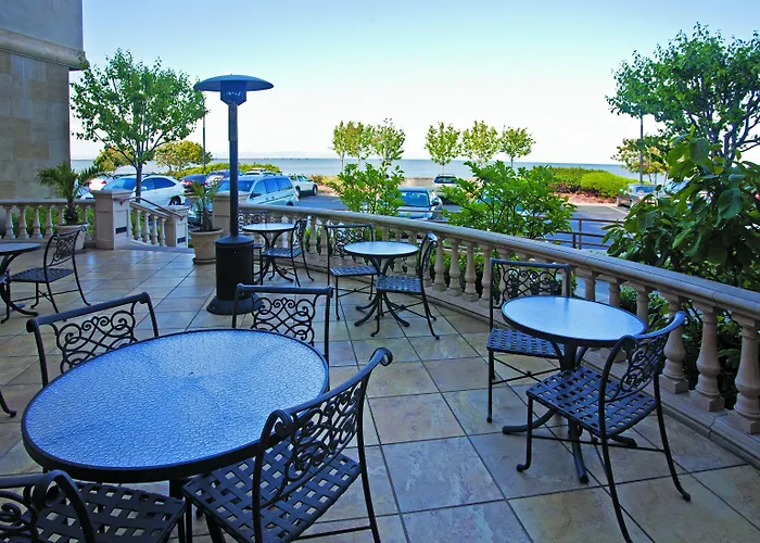 Burlingame Hotels