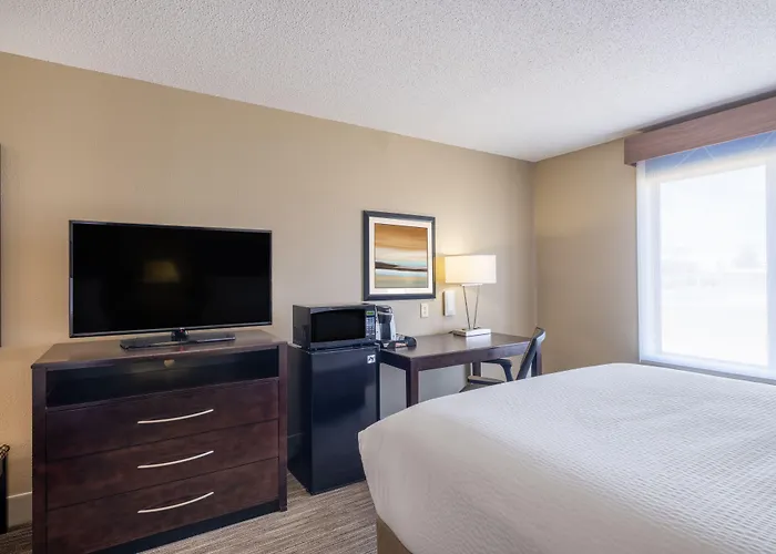 Gas City Hotels