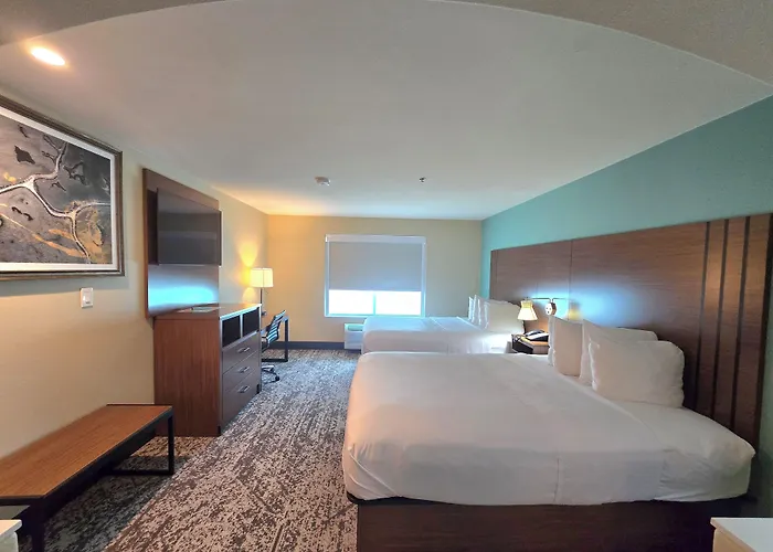 Harlingen Hotels