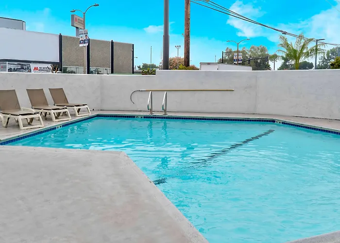 El Monte Hotels