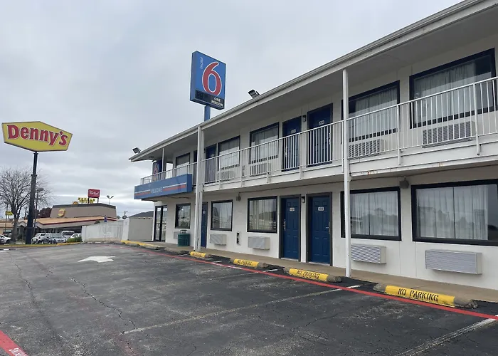 Motel 6 Denton, Tx - Unt
