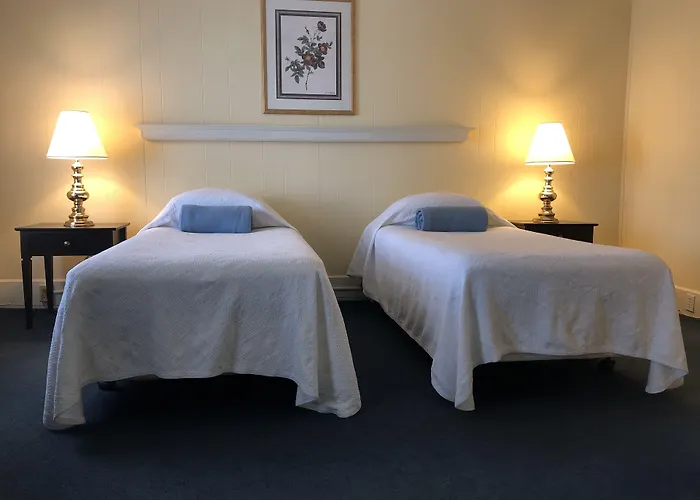 White River Junction Hotels