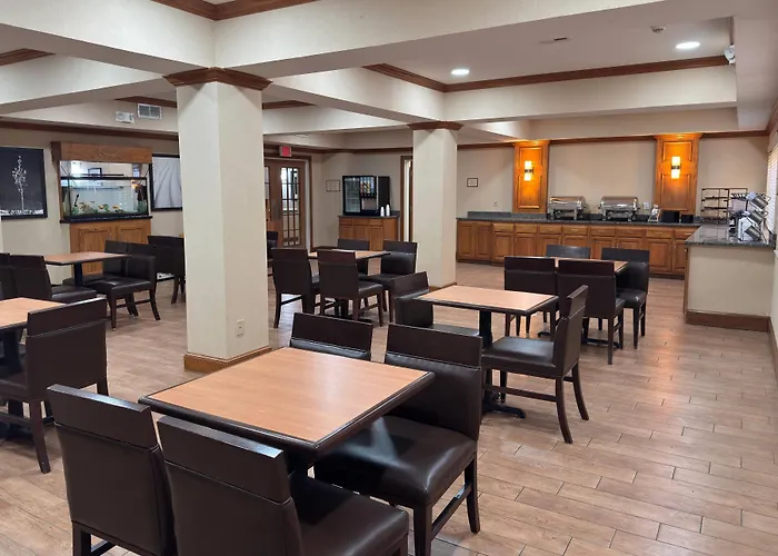 Country Inn & Suites By Radisson, Lubbock, Tx