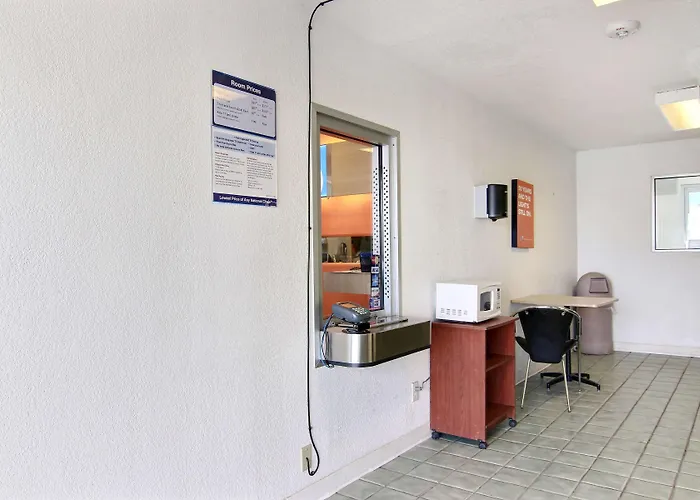 Motel 6-Fort Stockton, Tx