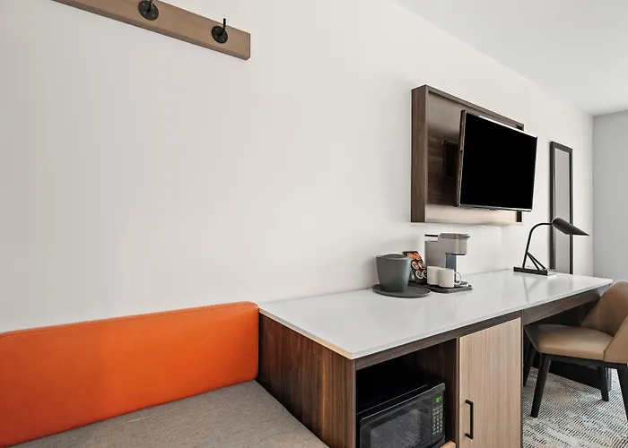 Williams Hotels