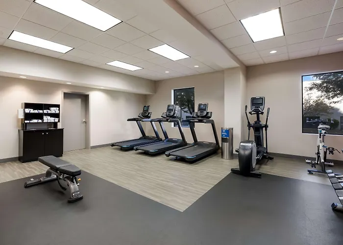 McHenry Hotels