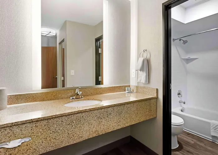 Coalville Hotels