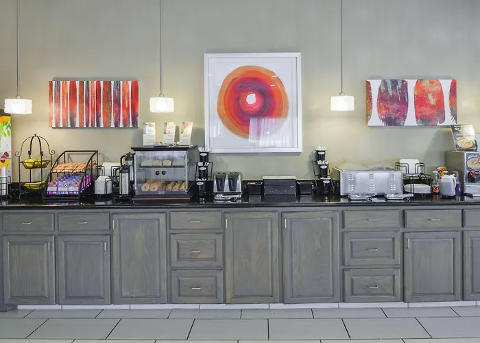 Bastrop Hotels