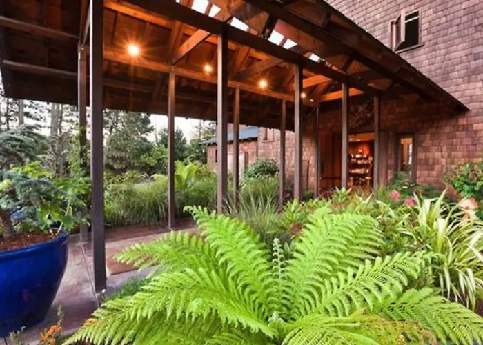Brewery Gulch Inn & Spa