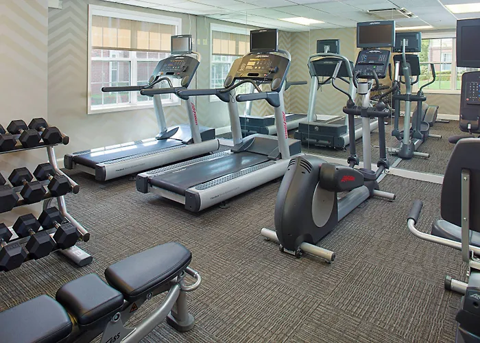 Saddle River Hotels