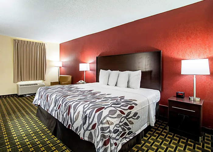 Red Roof Inn & Suites Greenwood, Sc