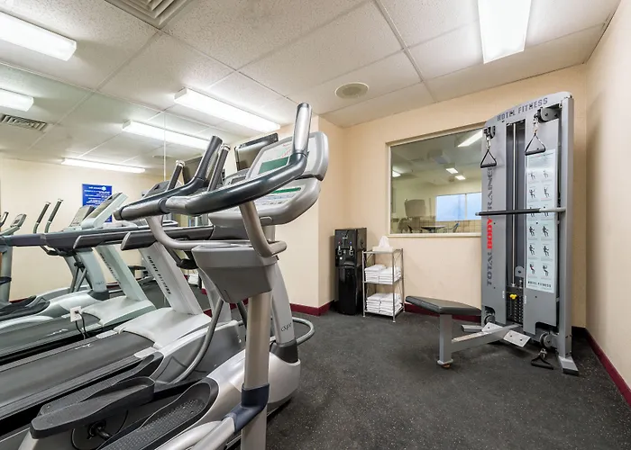 Crystal Inn Hotel & Suites - Great Falls