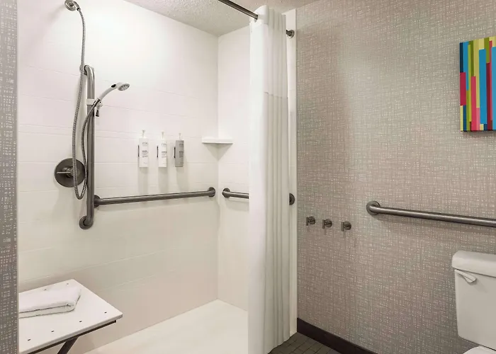 Hampton Inn & Suites Springfield