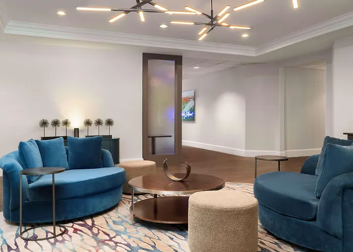 Arlington Hotels
