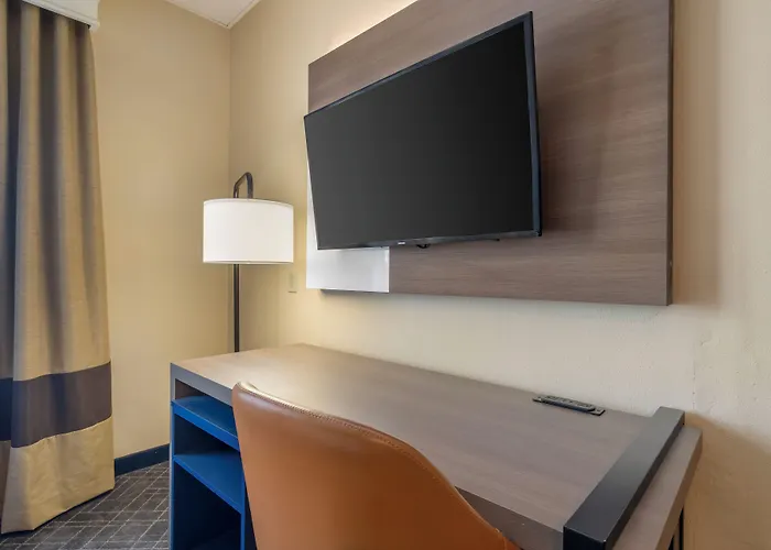 Comfort Suites Mckinney-Allen
