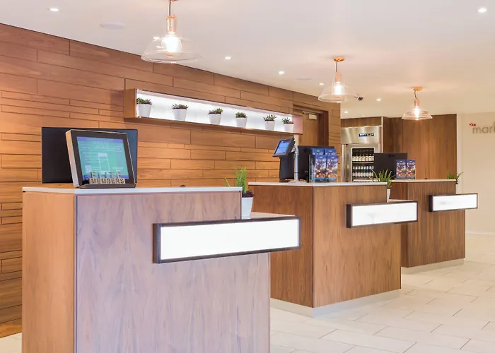 Paisley Hotels