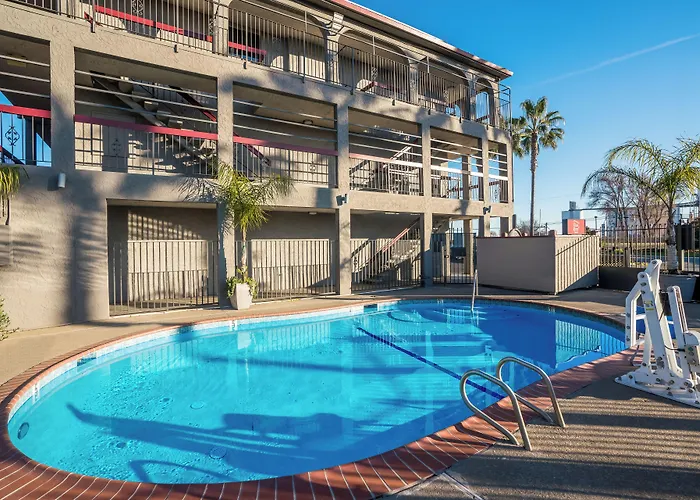 Red Roof Inn Stockton