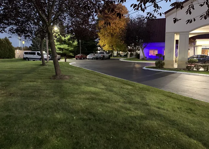 Days Inn By Wyndham Austintown