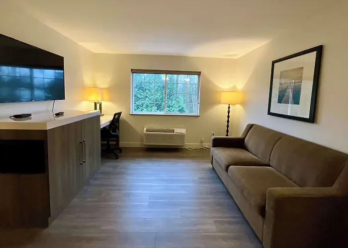 Baymont By Wyndham Kent - Seattle Hotel