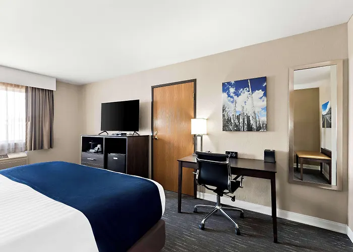 Snowflake Hotels