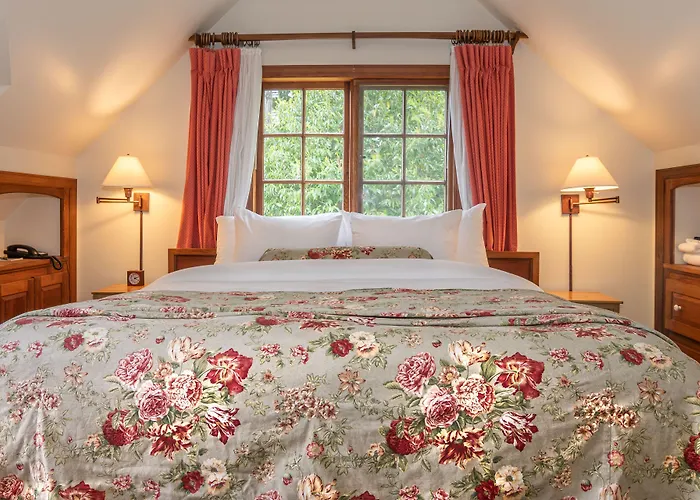 Ganges Hotels