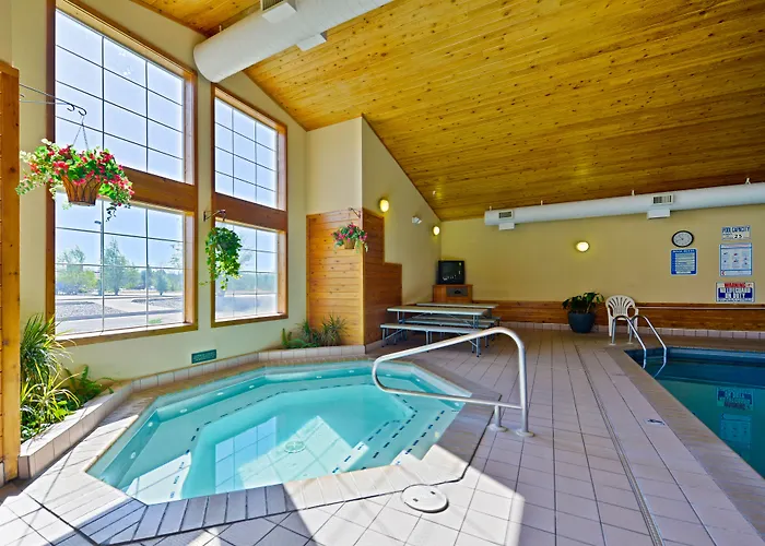 West Yellowstone Hotels With Pool