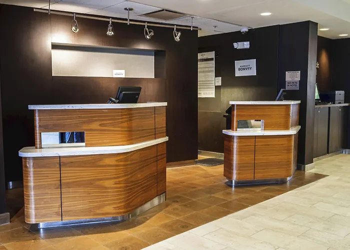 Courtyard By Marriott Cleveland Willoughby