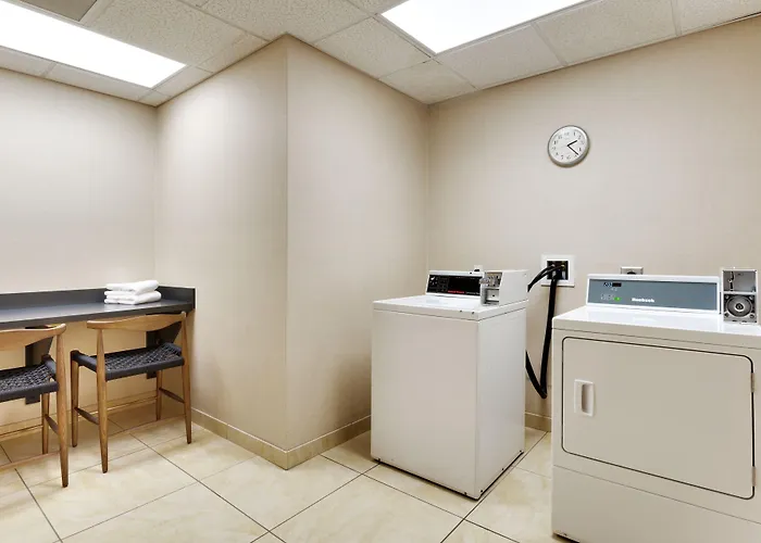 Fairfield Inn & Suites By Marriott Tallahassee Central