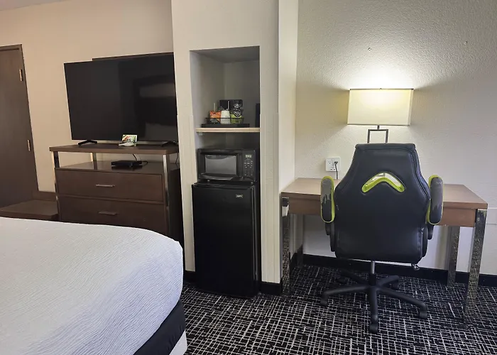 Wingate By Wyndham Memphis East Hotel