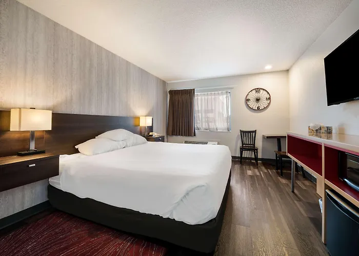 Red Lion Inn & Suites Ontario