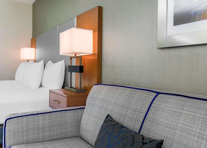 Doubletree By Hilton Atlanta Airport