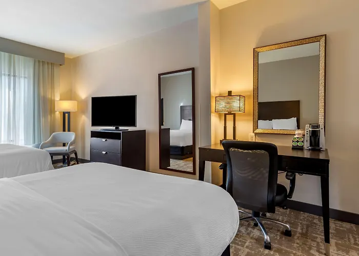 Best Western Plus Dalton Inn