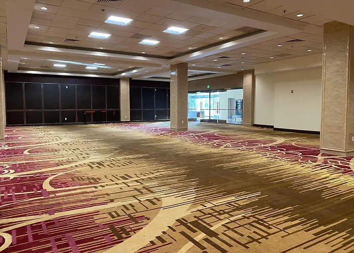 Carson Hotels