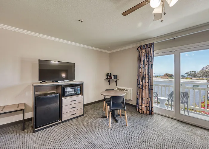Morro Bay Hotels