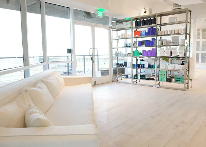 Malibu Beach Inn