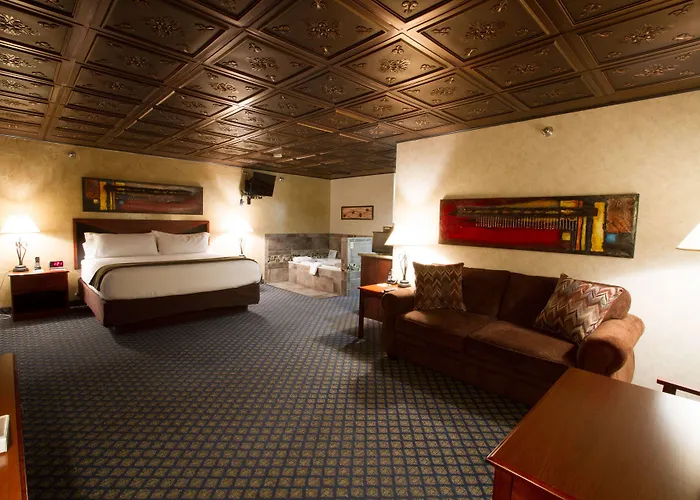 Miles City Hotels With Pool