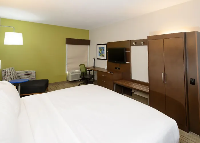Hillsborough Hotels
