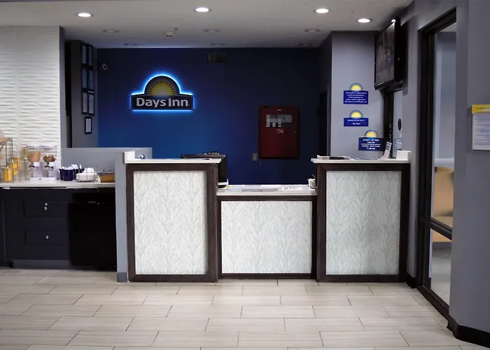 Days Inn By Wyndham Montgomery