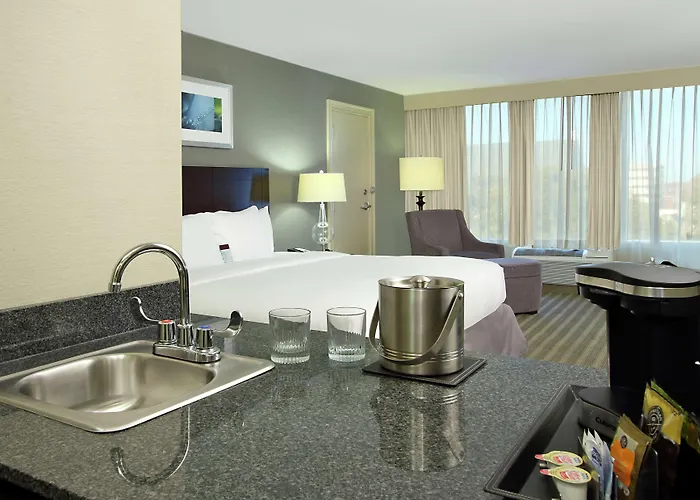 Newark Hotels