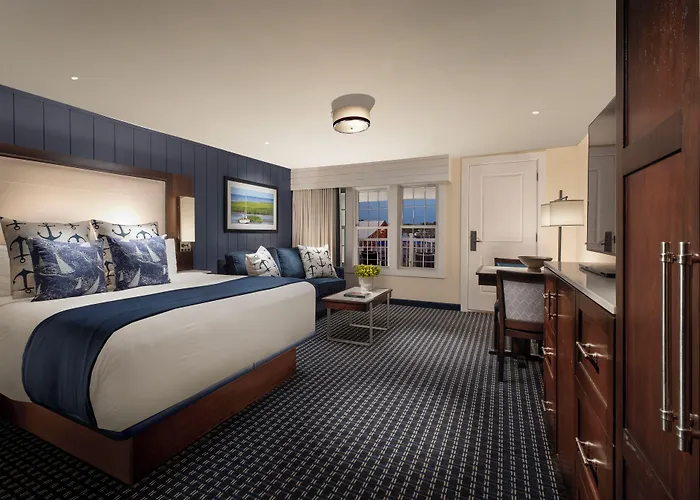 Hyannis Harbor Hotel (Adults Only)
