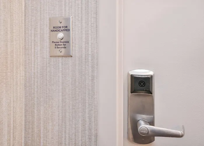 Hampton Inn Martinsburg