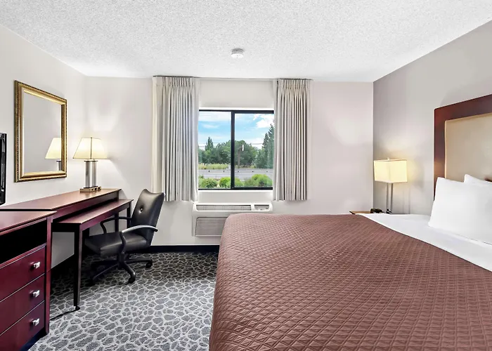 Red Lion Hotel Portland Airport