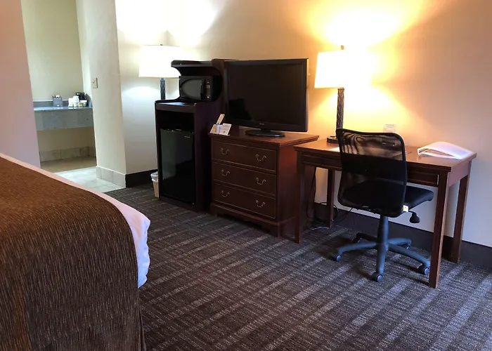 Best Western Lakewood- Historic Landmark