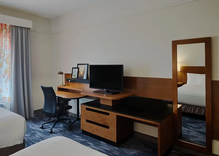 Fairfield Inn & Suites By Marriott Columbus Airport
