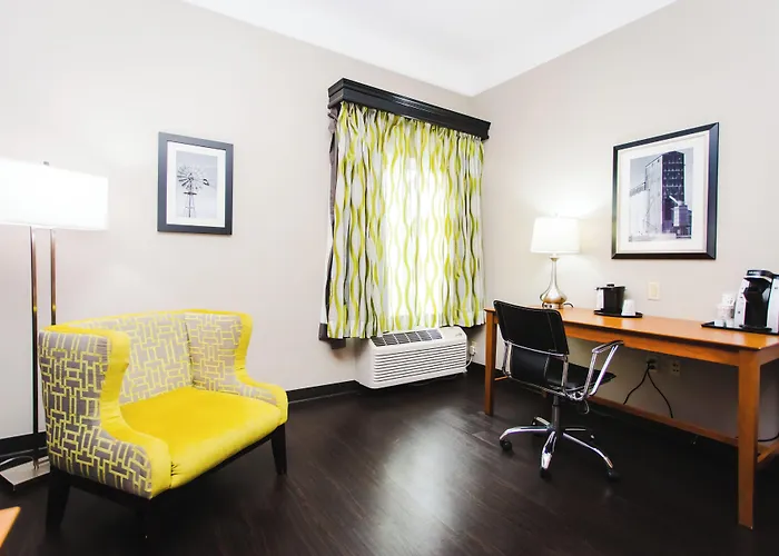 Palacio Royale Inn Signature Katy