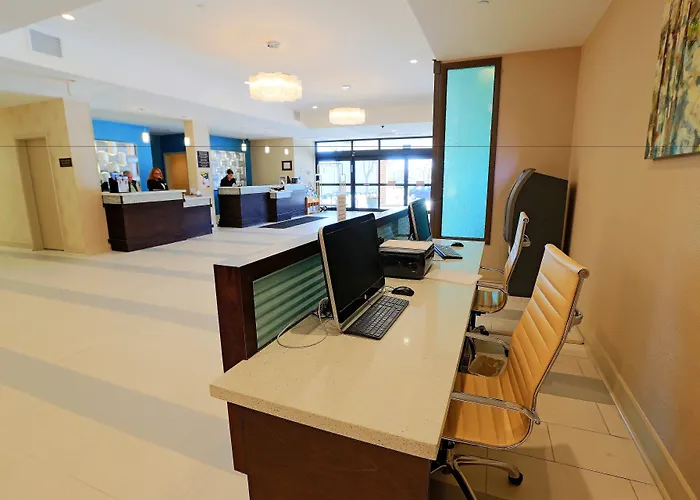 Wyndham Garden Kenosha Harborside