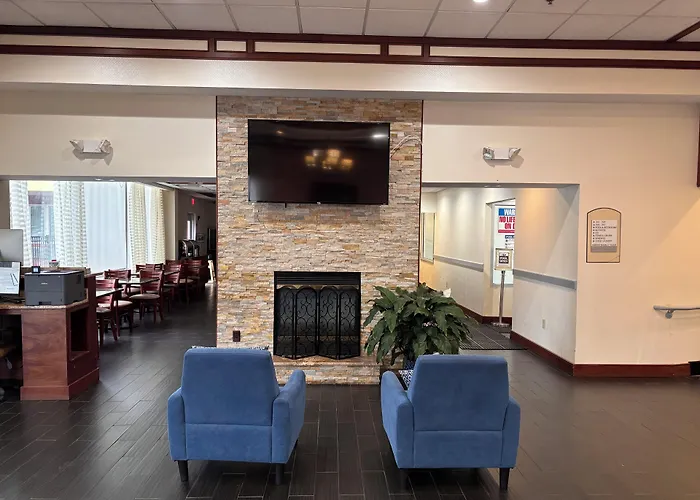 Hamden Hotels