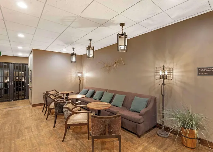 Best Western Cotton Tree Inn