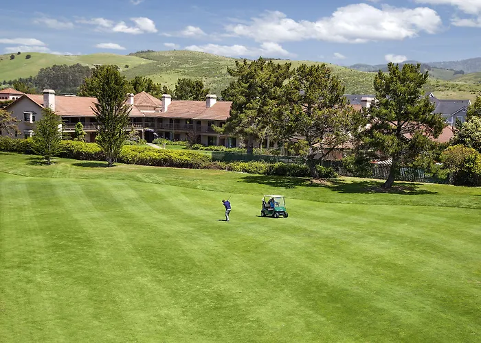Half Moon Bay Lodge